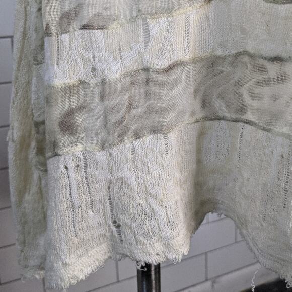 Free People Cream Gauzy Tunic Length Top sz XS - Picture 6 of 8